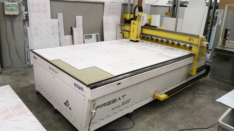 Pantografo CNC per lavorazioni plastiche